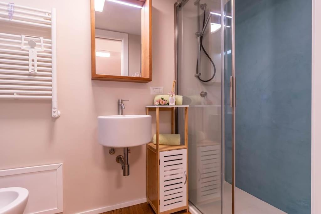 Cconforthotels Appartamento Domus Venezia バーリ エクステリア 写真