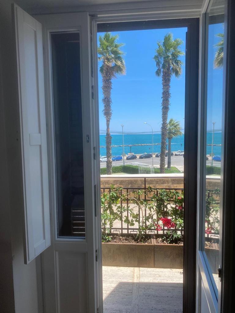 Cconforthotels Appartamento Domus Venezia バーリ エクステリア 写真